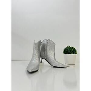 New On 34th Aatirap Silver Glitter Pointed Toe Ankle Booties Women’s 5M
